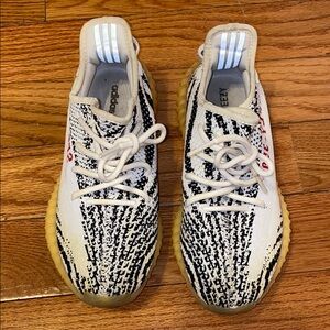 Adidas Yeezy Boost 350 V2 Zebra Sneakers